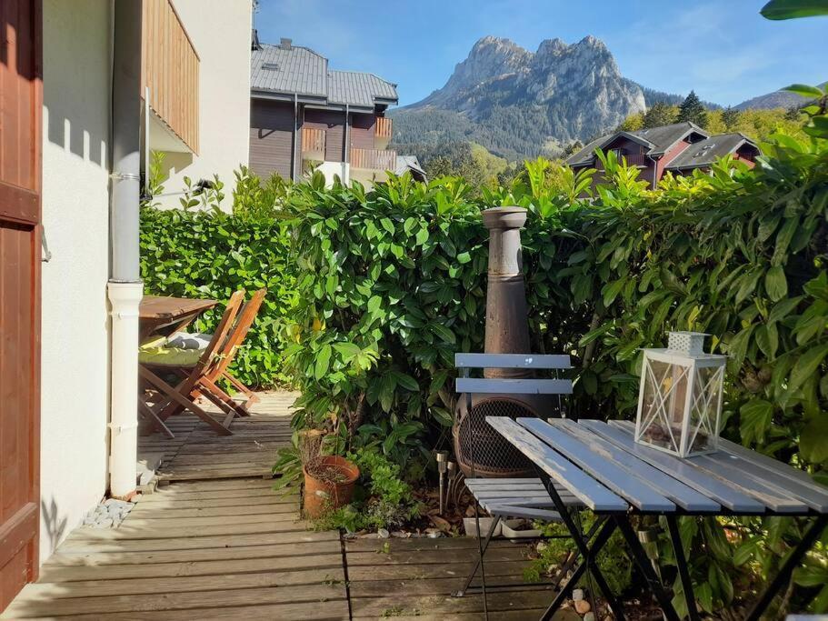 Rez De Jardin / Pieds Des Pistes Apartment Bernex Exterior foto